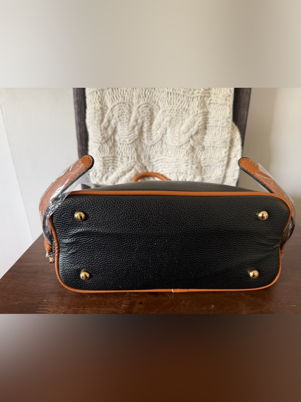NWT Pebbled Leather Backpack with Matching Wristlet - Picture 4 of 6